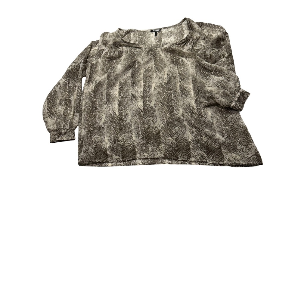 Daisy Fuentes Women's Large Snakeskin Print V-Neck Pleated Blouse Sand